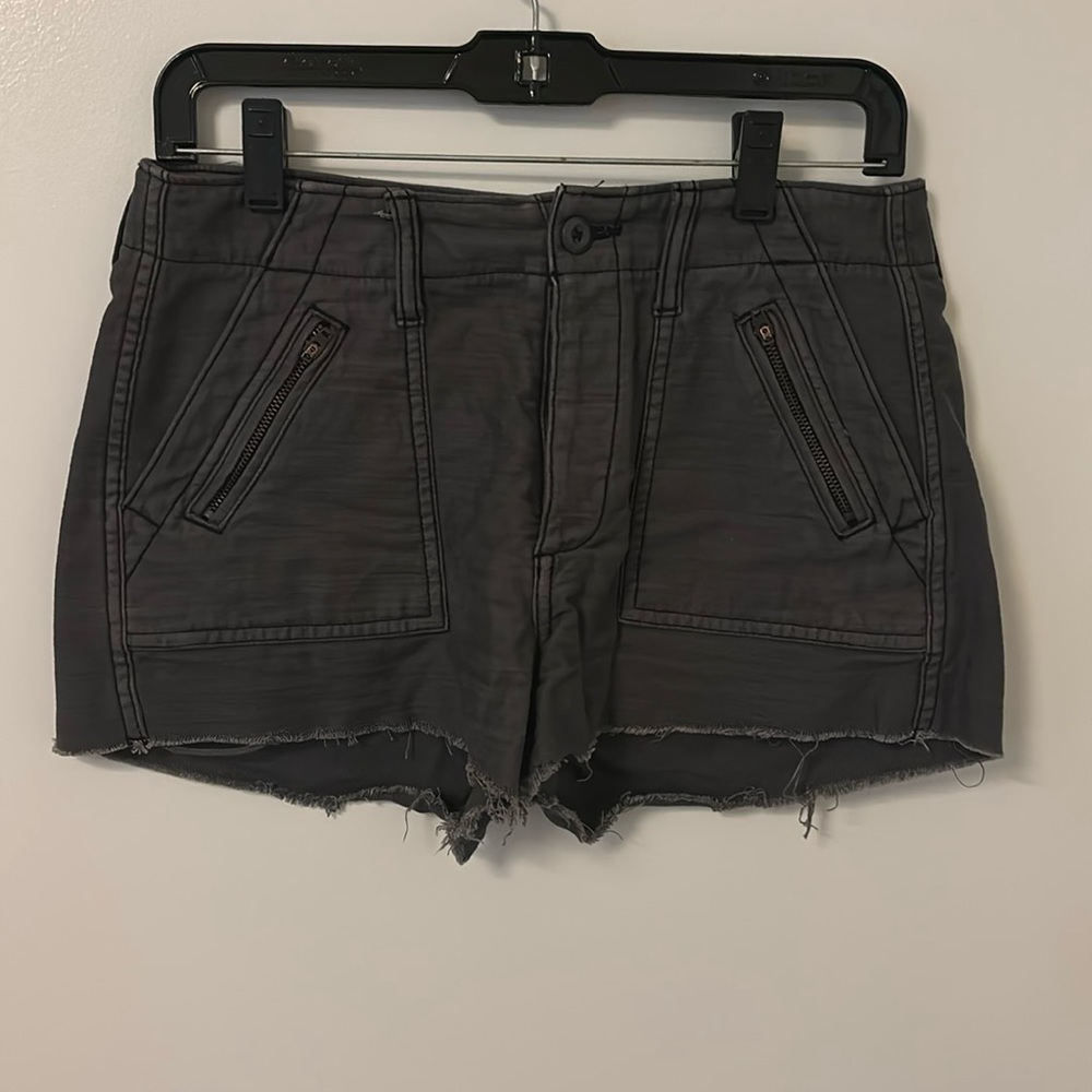 American Eagle grey jean shorts